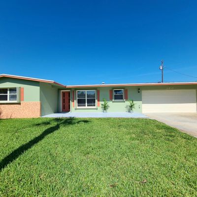 360 Brewster Rd, Indialantic, FL 32903