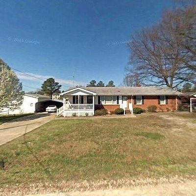 307 Hinton St, Zebulon, NC 27597