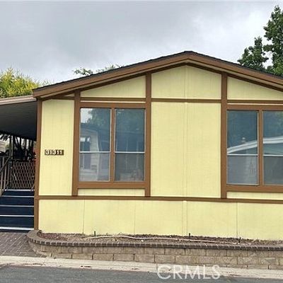 31311 Lakehills Road, Castaic, CA 91384