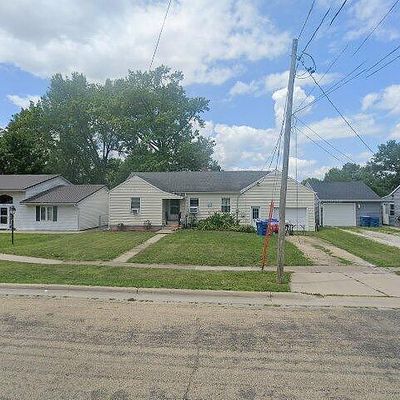 315 9 Th Ave, De Witt, IA 52742