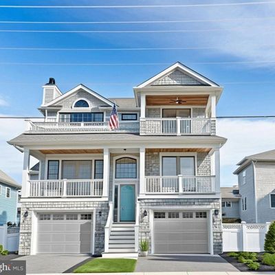 320 3 Rd, Beach Haven, NJ 08008