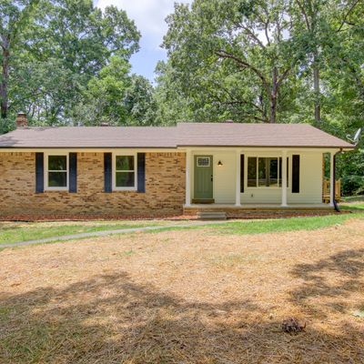 320 Valley View Rd, Dover, TN 37058