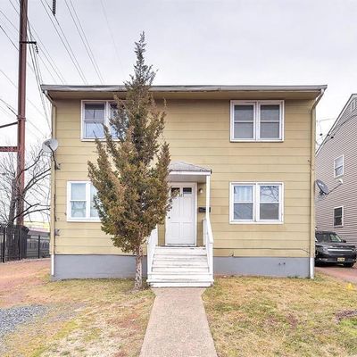 321 Sanford Street, New Brunswick, NJ 08901