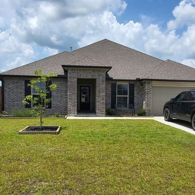 3220 Ivy Lake Dr, Maurice, LA 70555