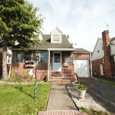 323 Gesner St, Linden, NJ 07036