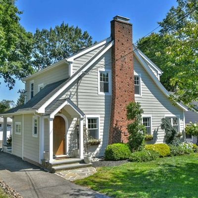 4 Madison Hts, Wyckoff, NJ 07481