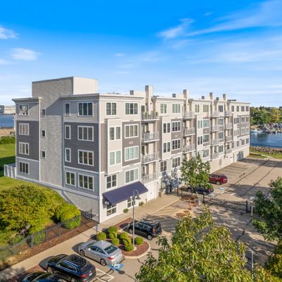 400 Bank Street #Apt 204, New London, CT 06320