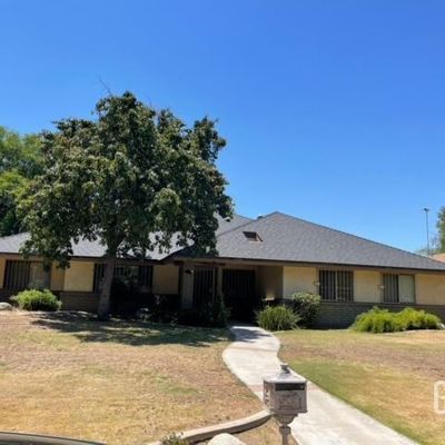 401 Montclair St, Bakersfield, CA 93309