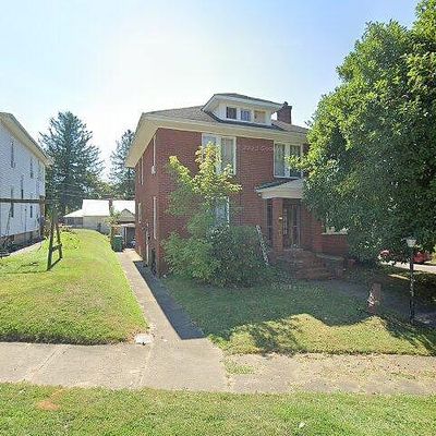 402 Mckinley Ave, Crooksville, OH 43731