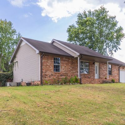 402 Sandburg Dr, Clarksville, TN 37042