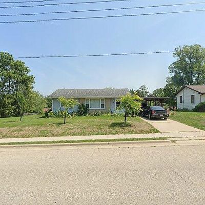 411 Lake St, Mount Horeb, WI 53572