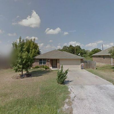 413 Ashwood St, Azle, TX 76020