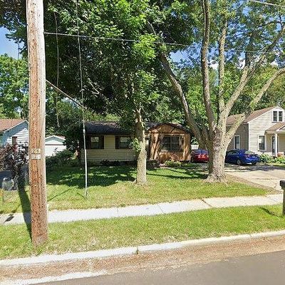 4132 Madison Ave Se, Grand Rapids, MI 49548