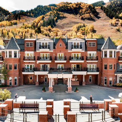 415 E Dean Street #Unit 44 Abc, Weeks 51/52, Aspen, CO 81611