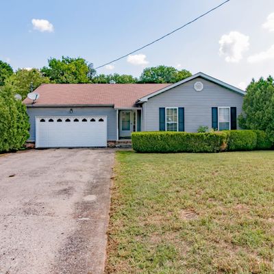 417 Sandburg Dr, Clarksville, TN 37042