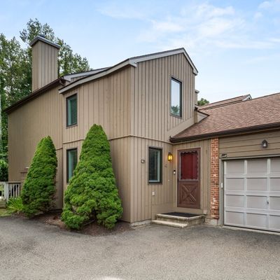 42 Far View Commons #42, Southbury, CT 06488