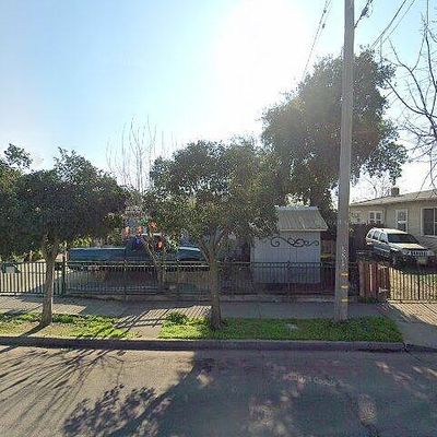 420 W Jackson St, Stockton, CA 95206