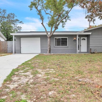 4233 Oakfield Ave, Holiday, FL 34691