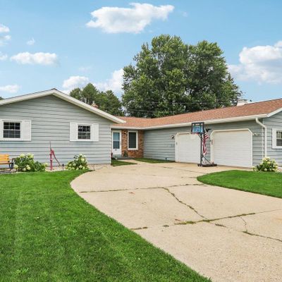 424 Higgins Dr, Evansville, WI 53536