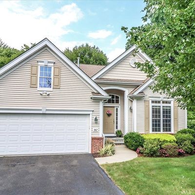 367 Eagle Court #367, Oxford, CT 06478