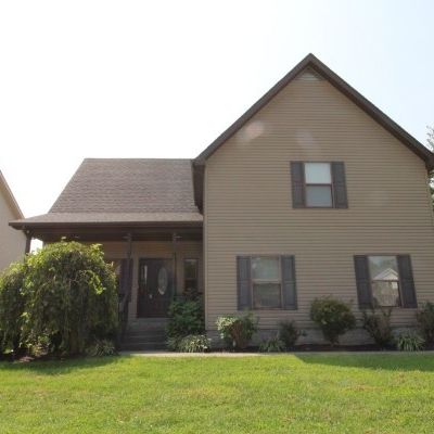 3749 Fox Hole Dr, Clarksville, TN 37040