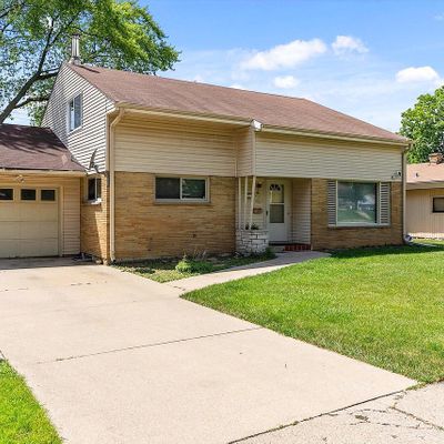 3761 N 83 Rd St, Milwaukee, WI 53222