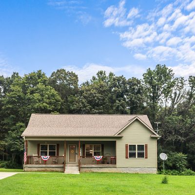 3798 Bowker Rd, Charlotte, TN 37036