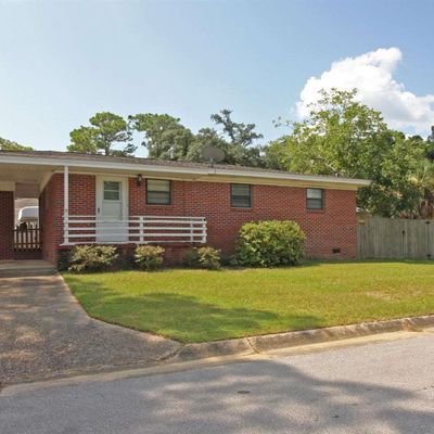 3915 N 10 Th Ave, Pensacola, FL 32503