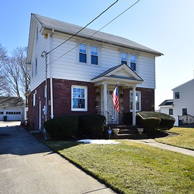 465 Southside Ave, Freeport, NY 11520