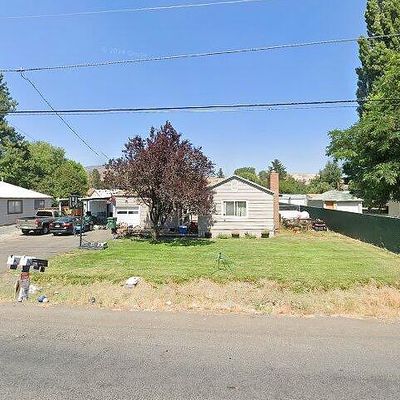 4749 Harlan Dr, Klamath Falls, OR 97603