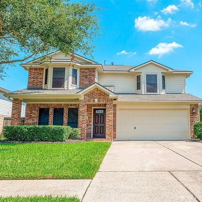 4915 Summer Oak Dr, Pasadena, TX 77505