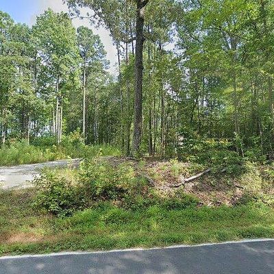 494 Hog Island Rd, Surry, VA 23883