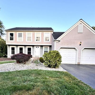 5 Drayton Ln, Plainsboro, NJ 08536