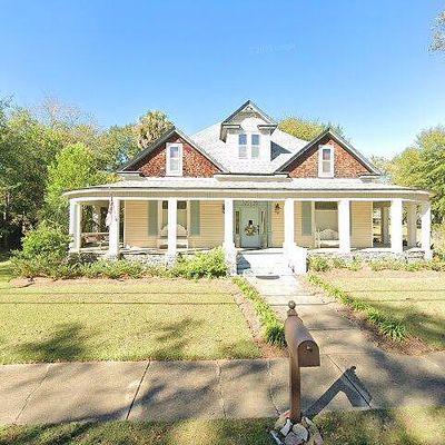 500 Cleveland St, Headland, AL 36345