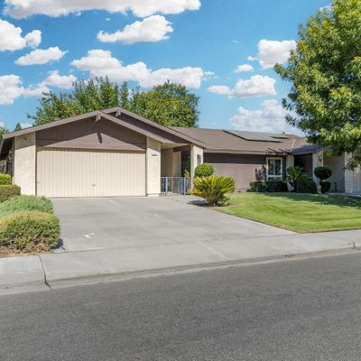 505 New Stine Drive, Bakersfield, CA 93309