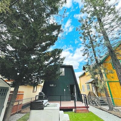 42683 Falcon Ave, Big Bear Lake, CA 92315