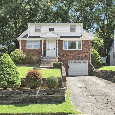 427 Colonial Blvd, Township Of Washington, NJ 07676