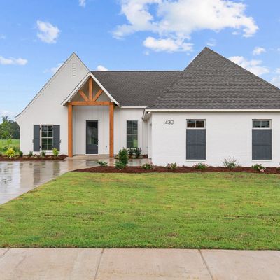 430 Baleigh Way, Canton, MS 39046