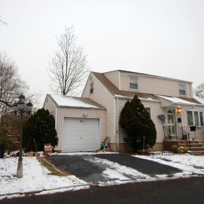 44 Bogert Pl, Bergenfield, NJ 07621