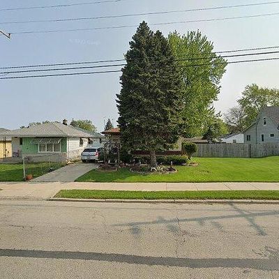 4413 21 St St, Racine, WI 53405