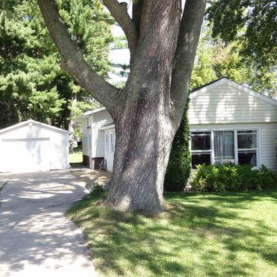 4476 2 Nd St, Windsor, WI 53598