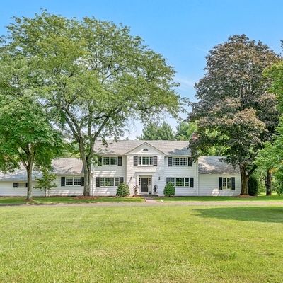 45 Featherbed Ln, New Vernon, NJ 07976