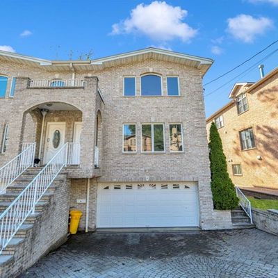 539 B 3rd Street #B, Palisades Park, NJ 07650