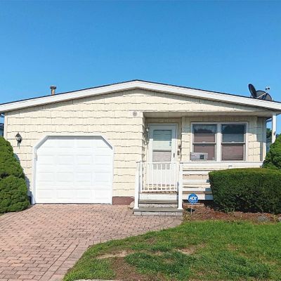 54 Dogwood Lane #54, Manorville, NY 11949