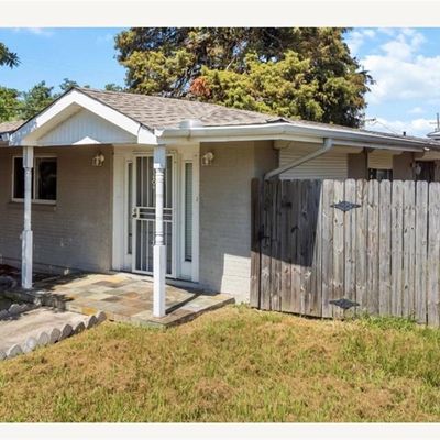 5401 Providence Pl, New Orleans, LA 70126