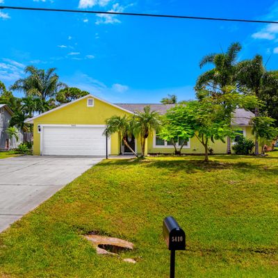 5410 Palm Dr, Fort Pierce, FL 34982