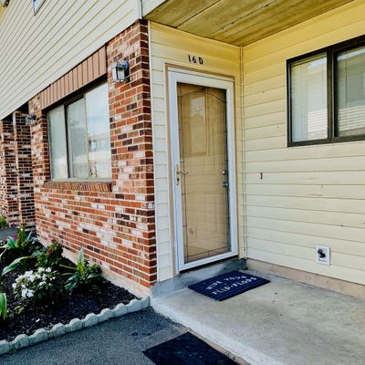 55 Thompson Street #Apt 16 D, East Haven, CT 06513