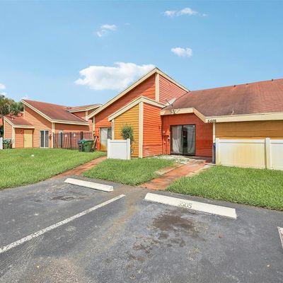 5505 Nw 24 Th St, Lauderhill, FL 33313