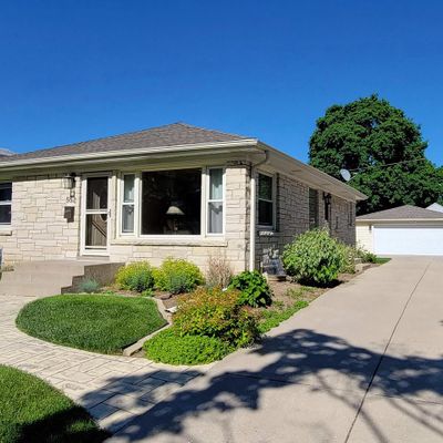 552 N 106 Th St, Milwaukee, WI 53226