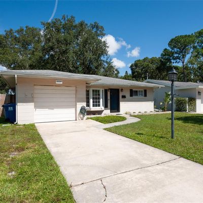 5534 Atlantic Ave N, Saint Petersburg, FL 33703